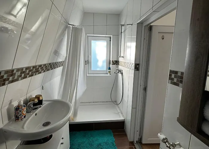 Apartamento Einfamilienhaus In Ruhiger Lage Sankt Poelten