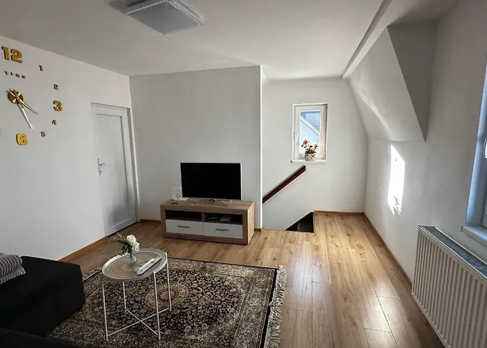 Einfamilienhaus In Ruhiger Lage Apartamento