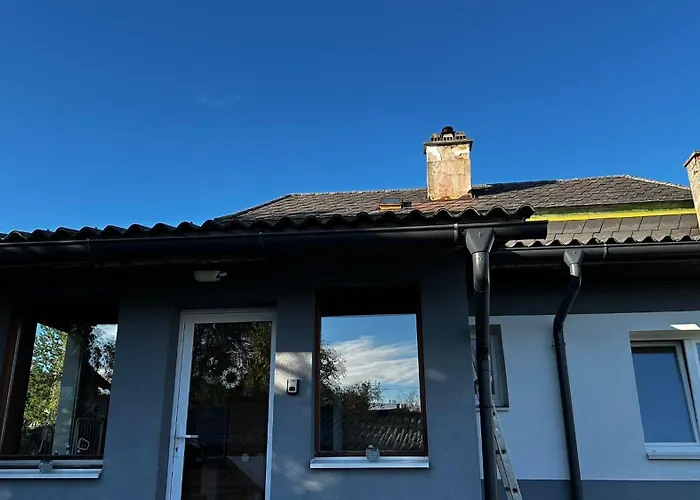 Apartamento Einfamilienhaus In Ruhiger Lage Sankt Poelten